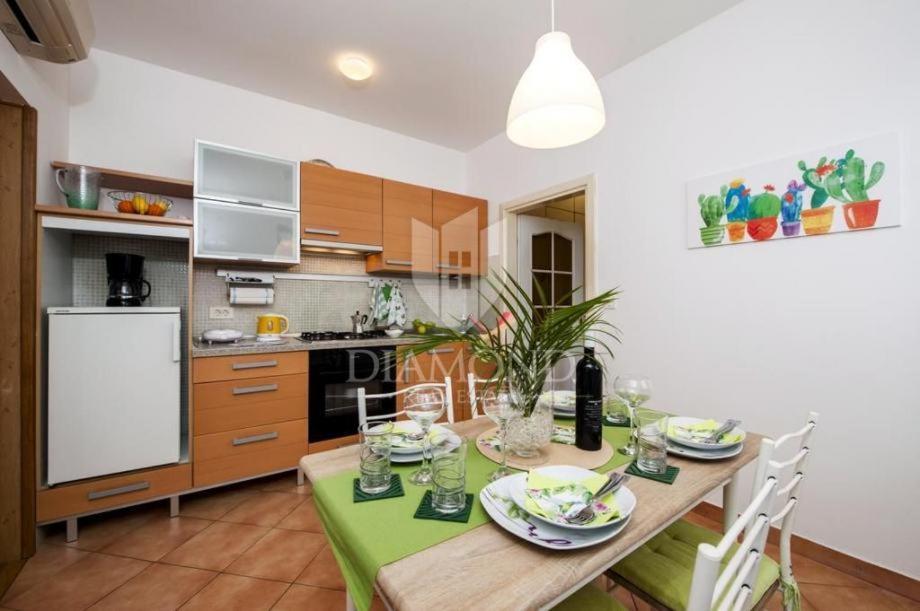 Santa Eufemia Rovinj 10Min Walk To City & Free Garage Parking Διαμέρισμα Εξωτερικό φωτογραφία