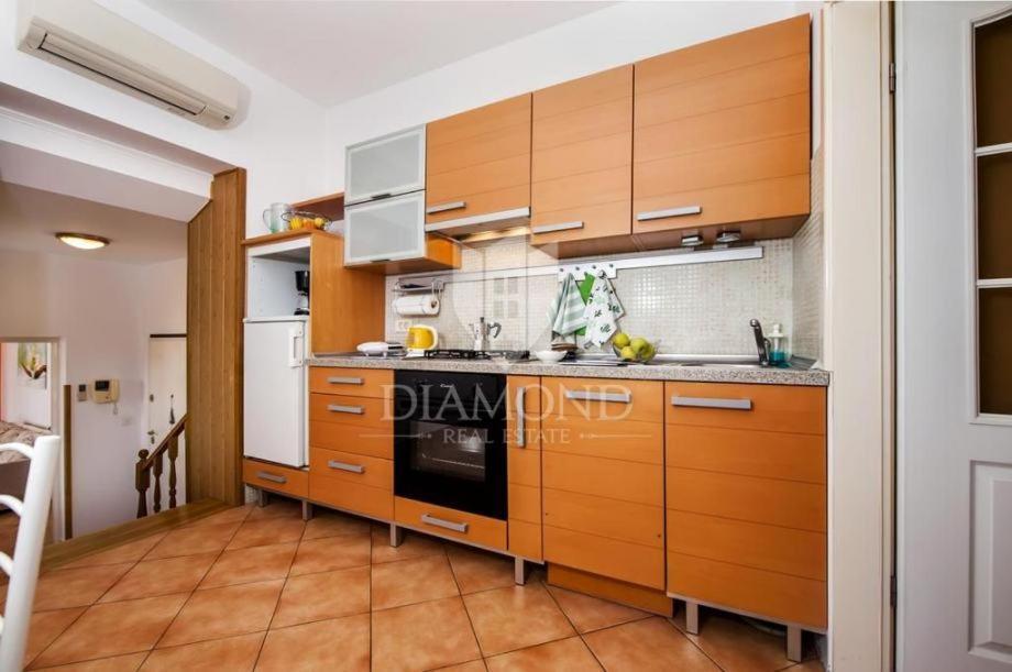 Santa Eufemia Rovinj 10Min Walk To City & Free Garage Parking Διαμέρισμα Εξωτερικό φωτογραφία